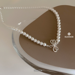Dây chuyền nữ Eleanor Accessories mặt hình nơ ngọc trai nhân tạo phụ kiện trang sức vòng cổ 7758