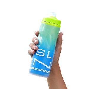 Durability Cycling Water Container Ice Retention Spouts Ergonomic Grip Wide Mouthes For Easy Refills and Cleaning