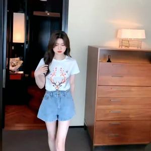 AMMIN เสื้อเบลาส์แขนสั้นพิมพ์ลายสัตว์ Warna Lukis เสื้อยืดคอกลมได้สำหรับฤดูร้อนเสื้อยืดผ้าฝ้ายผู้หญิงสไตล์เกาหลีแขนสั้นสง่างามสีทึบ