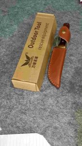 มีดพกตั้งแคมเดินป่า 440 ด้ามจับไม้จันทน์แดง