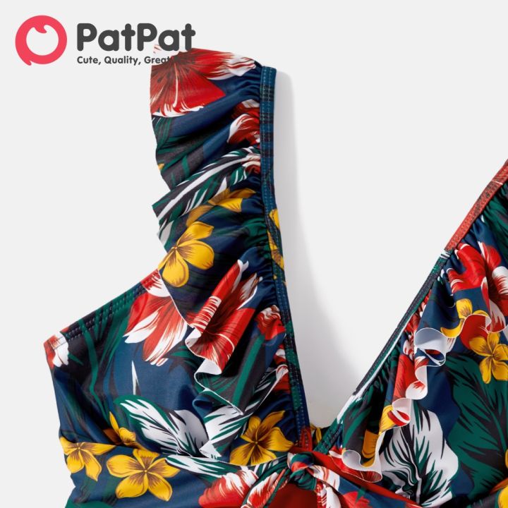 PatPat%20Family%20Matching%20Floral%20Print%20&%20Solid%20Spliced%20Ruffle%20Trim%20One-piece%20Swimsuit%20and%20Swim%20Trunks%20-%20Image%205