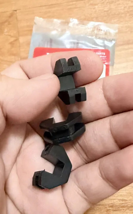 SLIDER%20BEAT%20FI%20SET%20HONDA%20GENUINE%20PARTS%20-%20Image%205