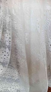 Brokat SALUR KOMBINASI: Desain Gaya Tradisional & Bahan Berkualitas