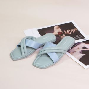 Sandal Wanita Teplek Silang Size 36 - 40 Sendal Slop Empuk Flat Cewek Cream Perempuan Kekinian