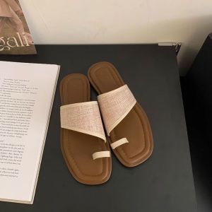 INS slippers womens new soft-soled simple flat sandals are worn outside in summer