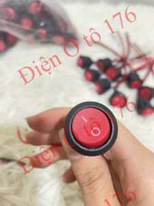 Công tắc bật tắt trong nhỏ có dây. Công tắc A/C bập bênh