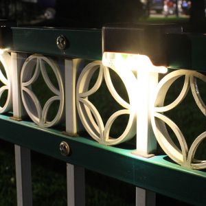 Lampu LED Outdoor Dekorasi Hias Anak Tangga Pagar Sisi Jalan Taman Lampu Solar Sudut Siku Tenaga Surya