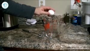 Pengocok telur dan Adonan otomatis tanpa baterai