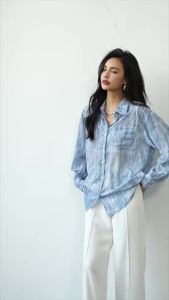 Ammin phong cách Hàn Quốc Áo sơ mi dài nữ dáng rộng dễ phối hợp thời trang áo có tay dài nhuộm cà vạt kiểu Pháp có thiết kế mùa xuân 2024