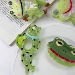 Fun Hair Claw Clip Frog Shape Unique Cartoon Frog Cute Fun Claw Clip Headwear Hair Accessories for Women