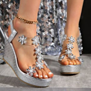 [Free Shipping] Plus-Size WomenS Shoes Wedge-Heeled Transparent Sandals 2026 New Summer Fashion Rhinestone Flower High Heels With Elastic Straps