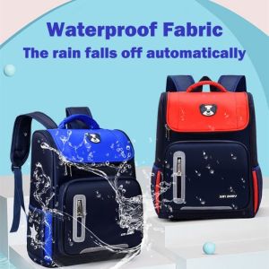 Primary School Backpack Protect The Spine Reduce Weight Bearing Lightweight Boys and Girls Schoolbag Students Backpack