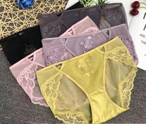 CD / CELANA DALAM WANITA RENDA 02 IMPORT (29 X 20)