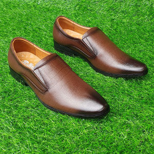 Giày công sở nam không dây da bò Trường Hải đế cao su GT300 2 màu đen nâu