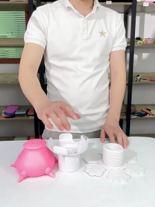 Cat Dogs Nipple Feeder with 5 Pacifiers and Height Adjustable Design for Newborn Small Animals Reusable and Washable