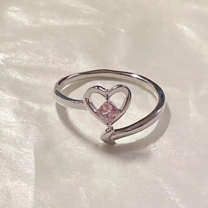 OR🧸 Cincin Hati Tangan Cincin Pasangan Gerakan Hati Mode Amerika Eropa Romantis Cincin Pasangan COD