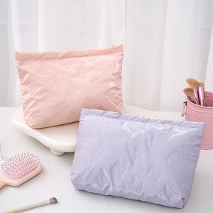 STARGOODS แบบพกพา ที่จัดระเบียบอุปกรณ์อาบน้ำสำหรับเดินทาง สร้างสรรค์ อินสตาแกรม กระเป๋าแต่งหน้าขนาดเล็ก แฟชั่น ไม่ซึมน้ำ ภาชนะเครื่องสำอาง ของใช้เดินทาง