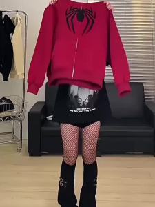 จัดส่งจากประเทศจีน [BIN] แจ็คเก็ตเสื้อสเวตเตอร์มีฮู้ดลายแมงมุมสีดำสำหรับผู้หญิงฤดูใบไม้ร่วง 2023 รุ่นใหม่สไตล์ฮอต oversize ท็อปนิชที่ได้รับแรงบันดาลใจจากดีไซเนอร์