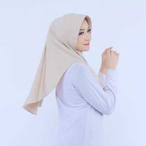 Hijab Bergo Crincle Premium Poliester Putih Pucat Size M - Aksesoris Muslim Elegan