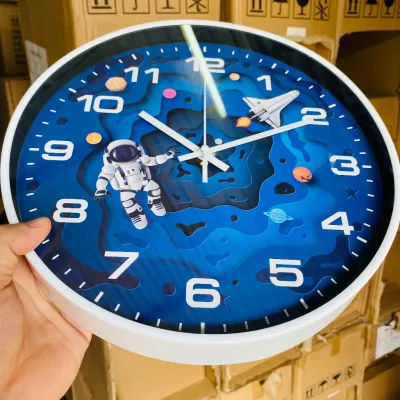 Đồng Hồ Treo Tường Hình Mèo Thần Tài Size 30cm Kim Giật