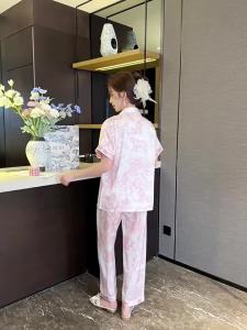 Spring and Autumn Ice Silk Pajamas Womens Open Chest Net Red Wind High Sense Can Be Worn outside Long Sleeve Trousers Home Wear Suit ㏇L0514