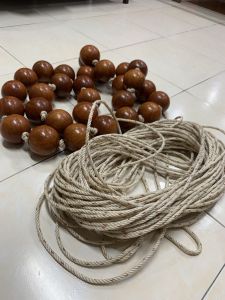 Vòng Lắc Bụng Gỗ Hương Đa Năng Giảm Mỡ Hiệu Quả - Vòng 35 Hạt 6cm ( video hình thật )