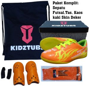 KIDZTUBS Sepatu Futsal Anak Paket Komplit Sepatu Futsal Tas Skin Deker Kaos Kaki Usia 6-10 Tahun Size 28 29 30 31 32 33 34 35 36 37 KDZ1157011625
