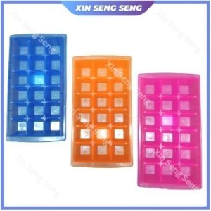 (18 holes)Plastic Ice Cube Tray /18-Cavity Square Drink Ice Square Pudding Jelly Chocolate Mold塑料18冰格托盘/方形布丁果冻巧克力模具