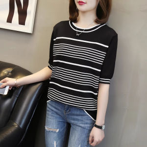 LUCKIN STORE เสื้อยืดถักแขนสั้นผู้หญิงเสื้อสวมหัวลายทางสีตัดกันฤดูร้อนใหม่ปี2025