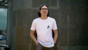 Celana Chino Pendek: Pilihan Tepat untuk Aktivitas Anda