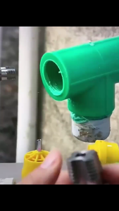 PVC Thread Maker Tool for Electric DrillPlastic Pipe Threader 1/2inch 3/4inch PVC Pipe Threading Dies Pipe Threader