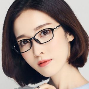 ❤现货高品质❤Fashionable reading glasses【看手机电脑专用】防蓝光老花镜女男时尚超轻防辐射疲劳花眼镜fgkAnti-blue light reading glasses for women and men fashion ultra-light anti-radiation fatigue flower glasses fgk