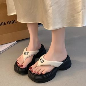 Free Shipping Thick-Soled WomenS Flip-Flops For Outdoor Wear 2026 Summer New Style Fashionable And High-End Casual Beach Sandals