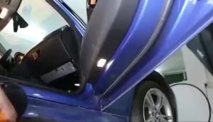 โคมไฟโปรเจคเตอร์ประตูรถยนต์ LED HD SDSy2PCS โคมไฟผีต้อนรับสำหรับ Benz CLE C236 W236 CLE 260 300 53 AMG 2024 2025 อุปกรณ์เสริม LFO