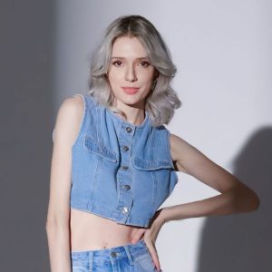 CALLING_COSTUME เสื้อกั๊กยีนส์ แมชชิ่งกับกระโปรงยีนส์ผ่าหน้า สวย เท่ Top Jean (CL201) Skirt Jean (CL202)