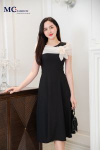 Từ 40-47kg Váy đầm thiết kế MCfashion dáng xòe trễ vai màu đen yêu kiều chất gân hàn Tv 818