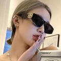 WE Kacamata Hitam Wanita Double B Logo Anti Uv Fashion Retro Vintage Frame Persegi Minimalis Kekinian K55. 