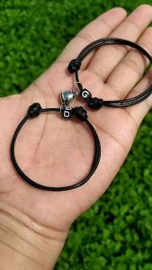 Gelang Couple Inisial Tali Hitam Magnet Love