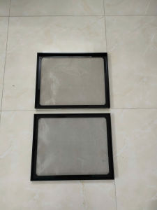 KHAY TÁCH PHÂN KÍCH THƯỚC 41-33-2.5CM MICA ĐEN 5MM (THANH LÝ)