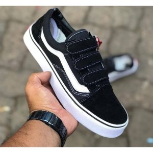 SEPATU NB/PAUD/TK/SD/SMP/SMA MODEL PEREKAT/VELCRO TERLARIS BUAT SEKOLAH..