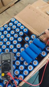 TIPSUN   ORIGINAL SCREW 32650/32700 Lifepo4 Battery 6000Mah 3.2V