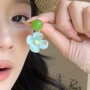 Fashionable Ring Gift 夏日小清新绿色花朵耳钉女 新款森系耳环适合海边度假风的耳饰