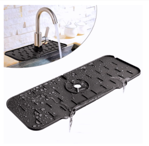 🌹READY STOCK🌹 Silicone Faucet Splash Water Catcher Kitchen Bathroom Sink Tap Pad Guard Alat Penangkap Air Sinki 水龙头溅水防湿器