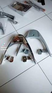 BEHEL BEGEL PLANGER PEGANGAN JOK BELAKANG SUZUKI SATRIA HIU 2 TAK MALAYSIA LSCM MODEL ORI
