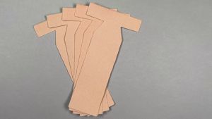 Buzesty Turf Toe T-Straps - 10 Pack Moleskin Splints For Big Toe Injuries - Adhesive Toe Straighteners | Adhesive Straps Stabilize The Big Toe After Sports Strain. Trim To Fit Low Profile In Cleats & Sneakers