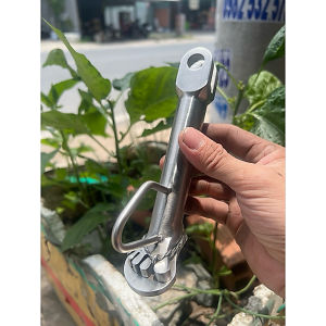chân chống bàng chân inox 304 kèm ốc kèm lò xo