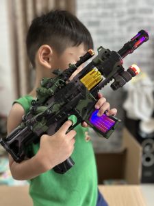 ของเล่นปืนทหาร ปืนของเล่น ระบบสั่น มีเสียงมีไฟ ปืนใส่ถ่านของเล่นเด็ก มีเสียงมีไฟ สินค้าพร้อมส่ง ใส่ถ่านAA3ก้อน