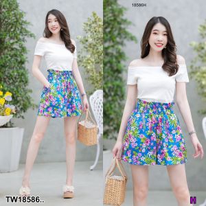 Set 2 ชิ้นสุดคุ้ม สื้อผ้ายืดคอปาดไหล่+กางเกงผ้าคอตตอนทอพิมพ์ลาย TT18586