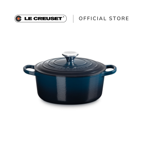 Le Creuset Cast Iron Signature Round French Oven Nuit Chrome Knob