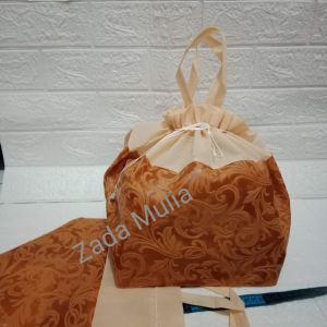 12 pcs Tas Hajatan Serut Embos SPUNBOND TEBAL ukuran 22x23x28 cm - goodie bag box souvenir kado